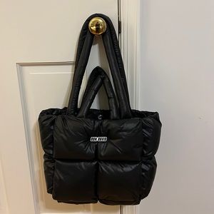 Puffer shoulder bag